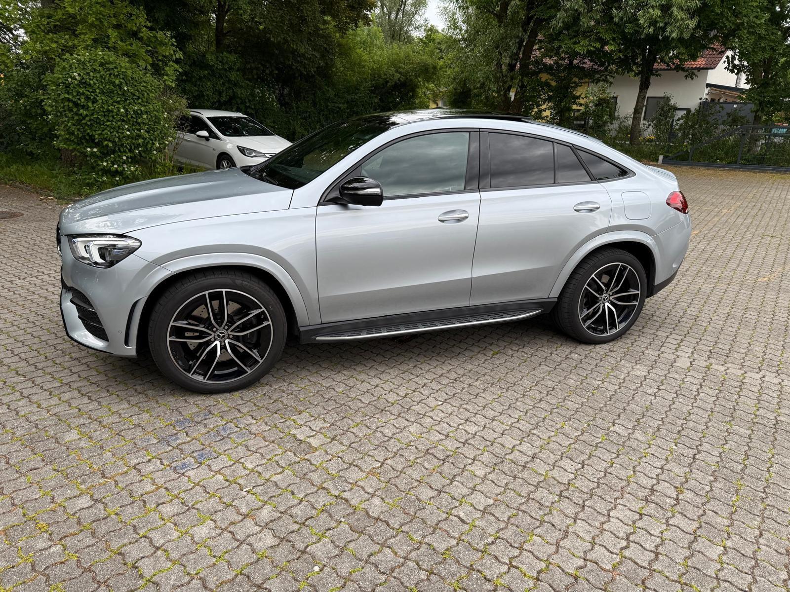 GLE 350 AMG eHybrid front view